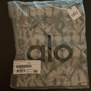 ALO Yoga Shopper Tote Bag NWT